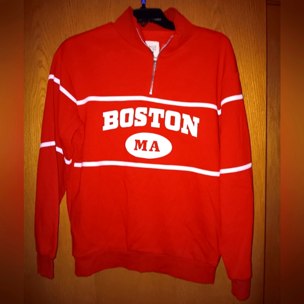 Men's size medium,  Social Scene Boston MA sweatshirt